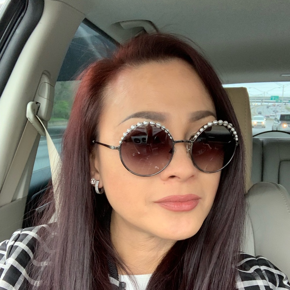 Meet your Posher, Hiep